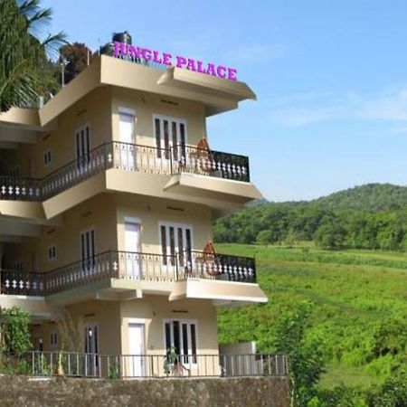 Jungle Palace Homestay Thekkady Buitenkant foto