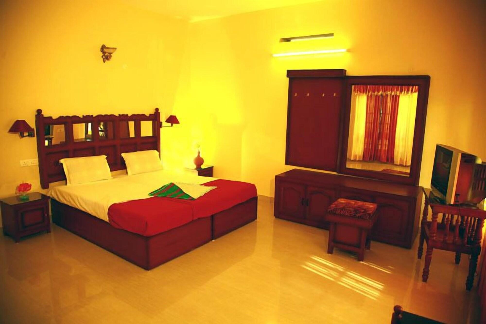 Jungle Palace Homestay Thekkady Buitenkant foto
